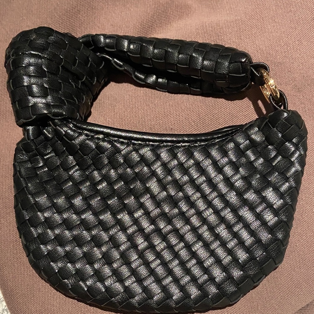 Elegant Black Woven mini Women's Bag